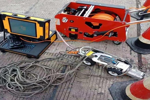 平桂CCTV管道检测机器人